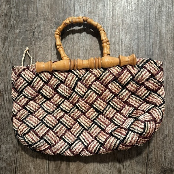 LA REGALE VINTAGE WOVEN CLUTCH - Picture 5 of 8